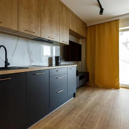 Urban Chic - - Odra View&witolda